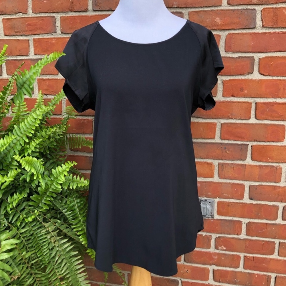 Express Black Short Sleeved Dressy Top - Picture 1 of 4